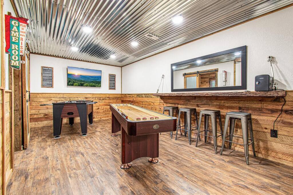 Cherry Log Summit Cabin By Bk Stays - Family Friendly - Playground - Game Room - Jacuzzi - Amazing Mountain Views Bagian luar foto