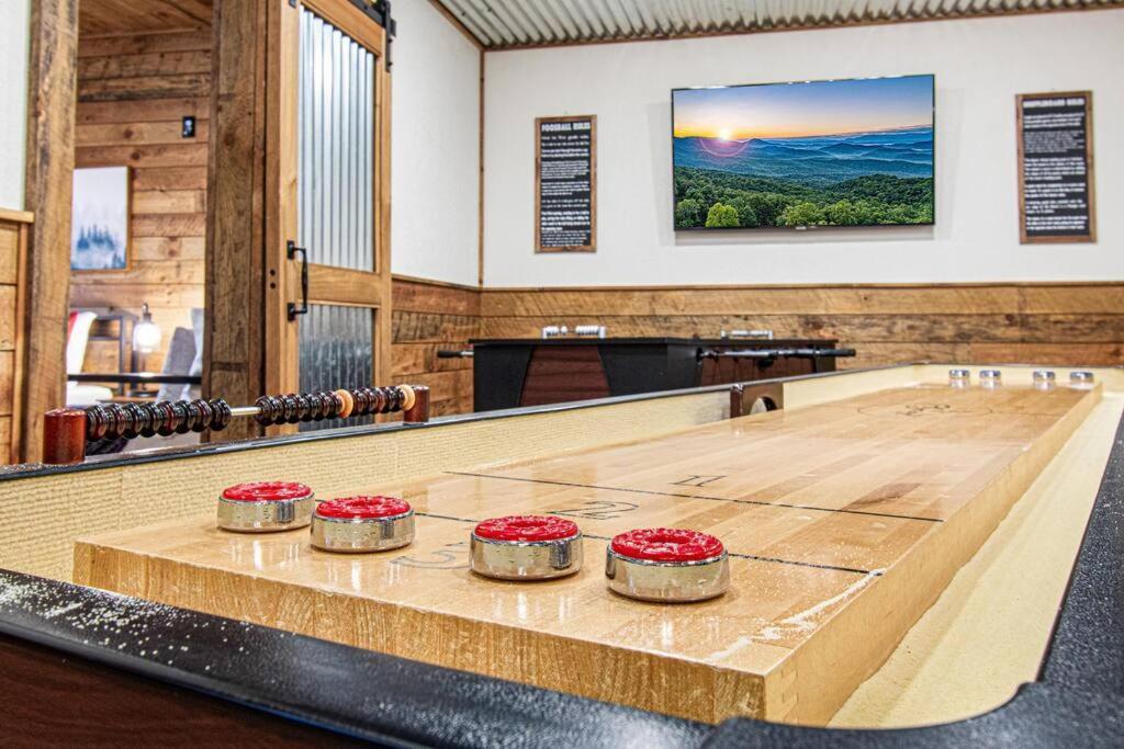 Cherry Log Summit Cabin By Bk Stays - Family Friendly - Playground - Game Room - Jacuzzi - Amazing Mountain Views Bagian luar foto