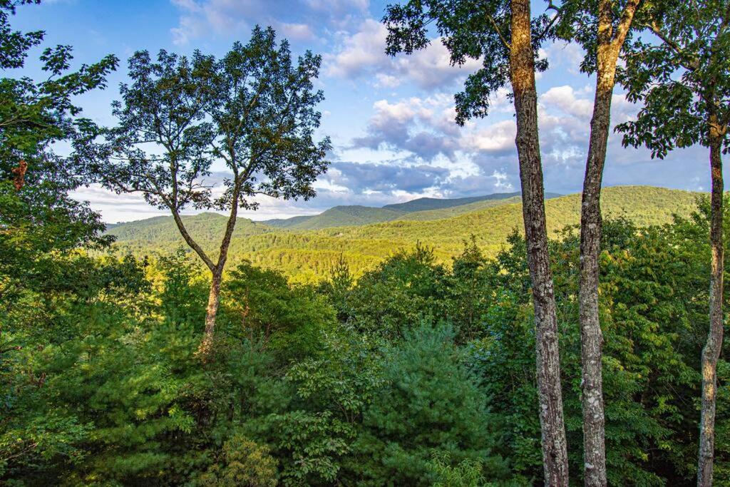 Cherry Log Summit Cabin By Bk Stays - Family Friendly - Playground - Game Room - Jacuzzi - Amazing Mountain Views Bagian luar foto