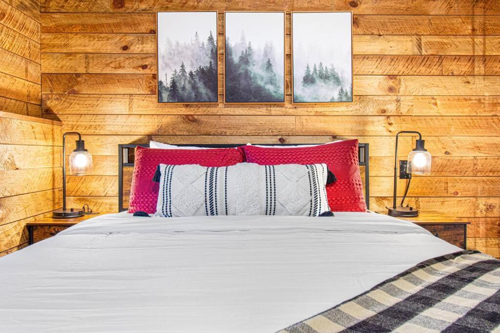 Cherry Log Summit Cabin By Bk Stays - Family Friendly - Playground - Game Room - Jacuzzi - Amazing Mountain Views Bagian luar foto